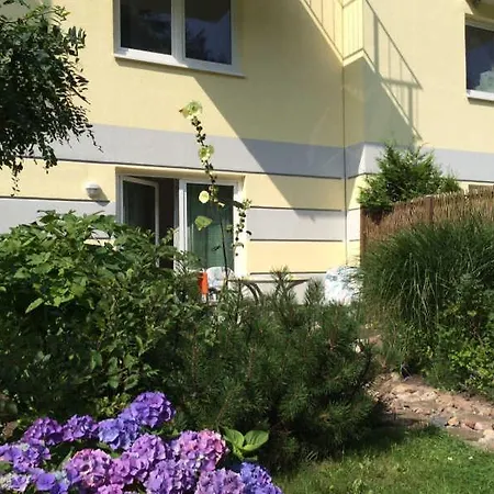 Kuestenwald - Ferienwohnung Eikkater 14 *